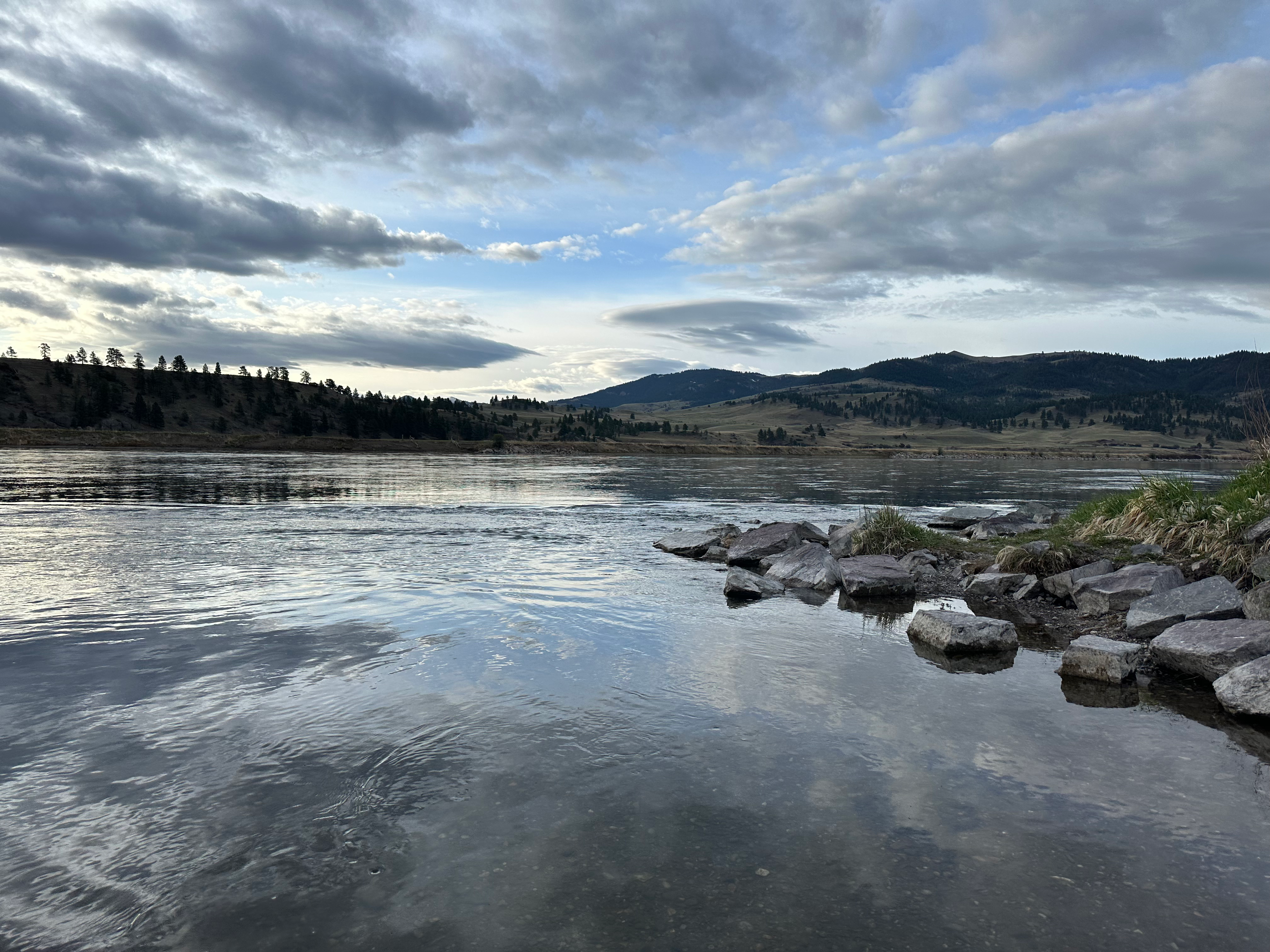 Missouri River Fishing Report for May: