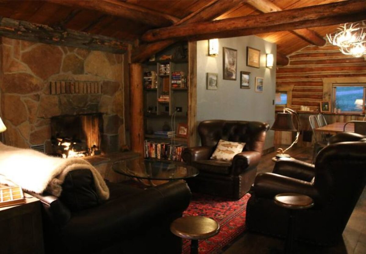 Hidden Canyon Lodge interior